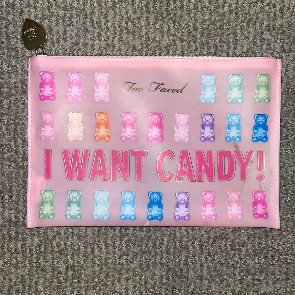 travel makeup bag- Too Faced